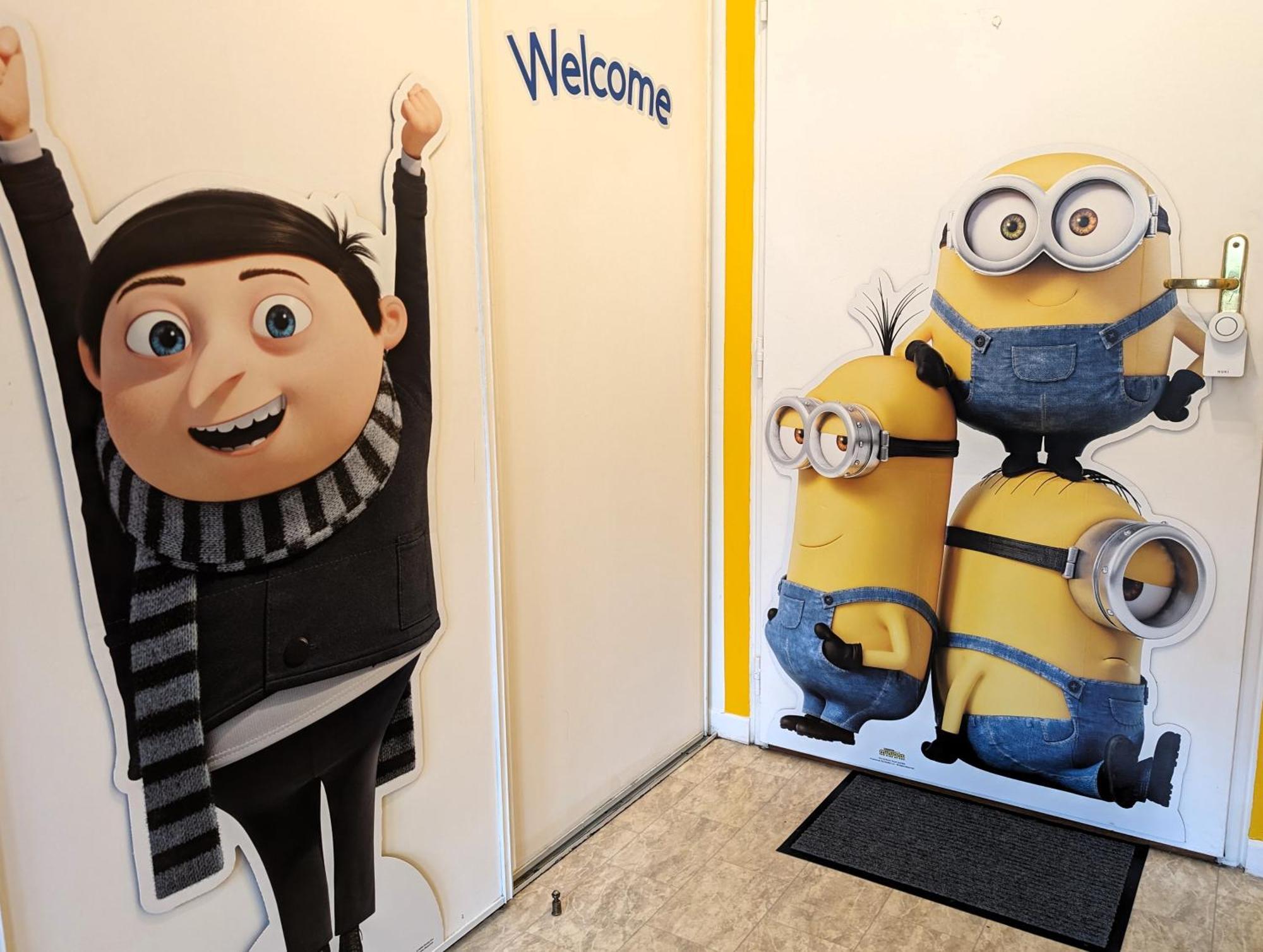 Le Repaire Des Minions - 10' Disney - Familial Bailly-Romainvilliers Exterior foto