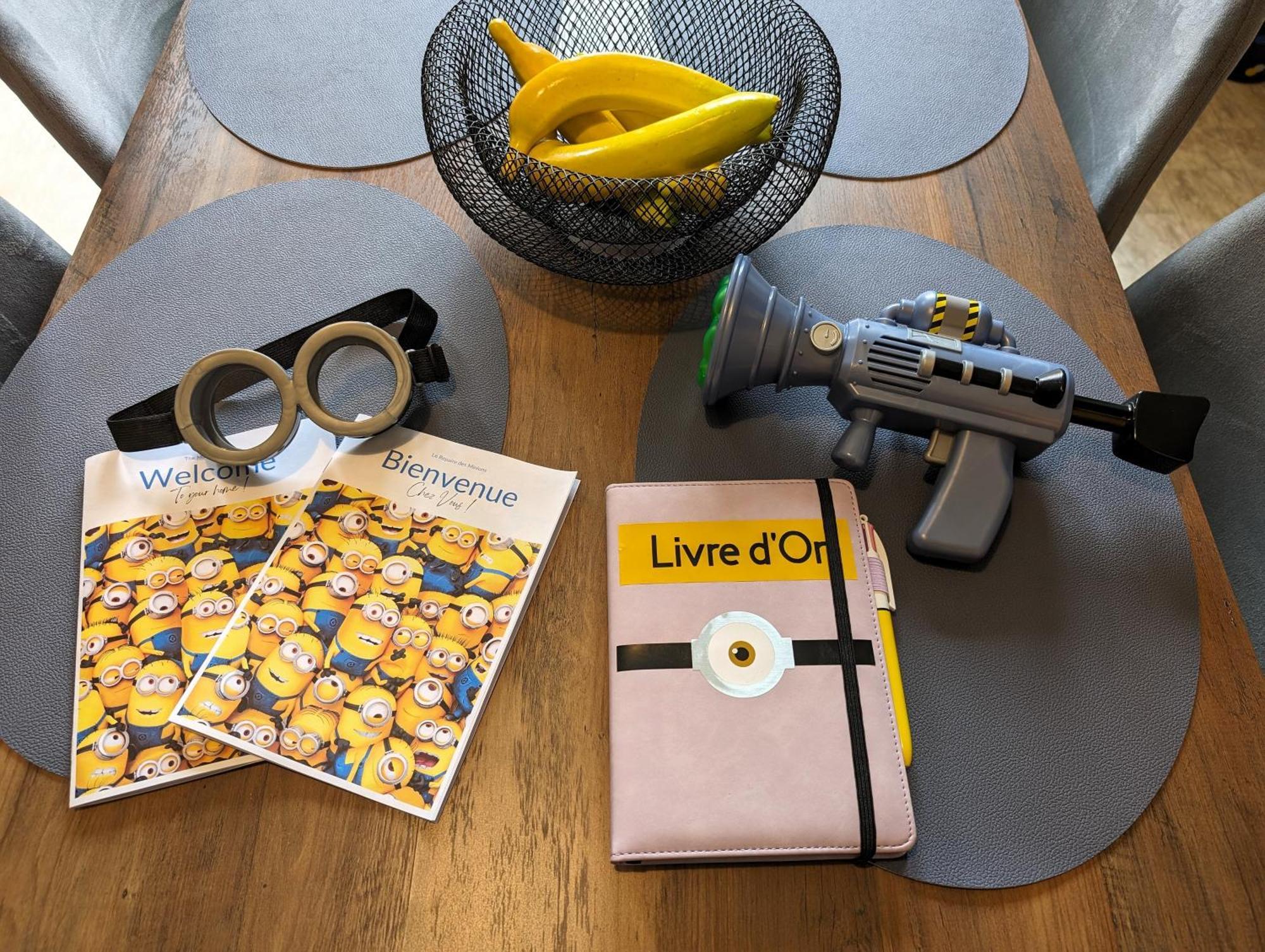 Le Repaire Des Minions - 10' Disney - Familial Bailly-Romainvilliers Exterior foto
